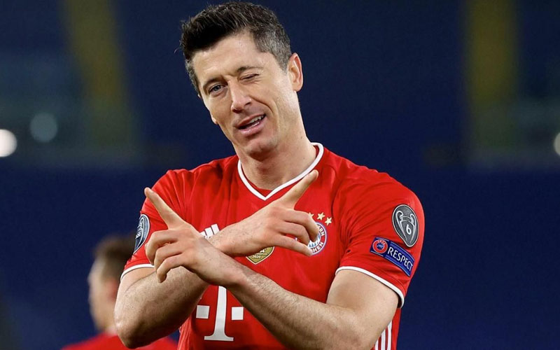 berita bola robert lewandowski