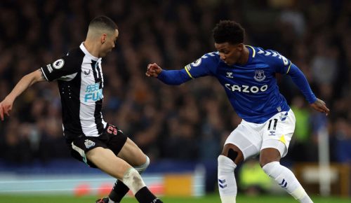 berita bola everton newcastle