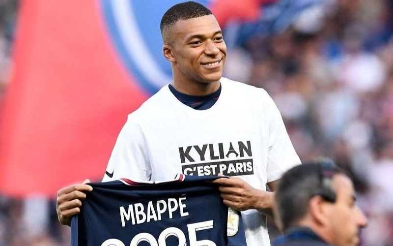 berita bola alasan mbappe