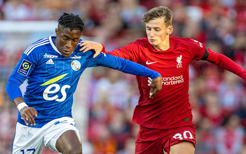 berita bola liverpool strasbourg - Ekings