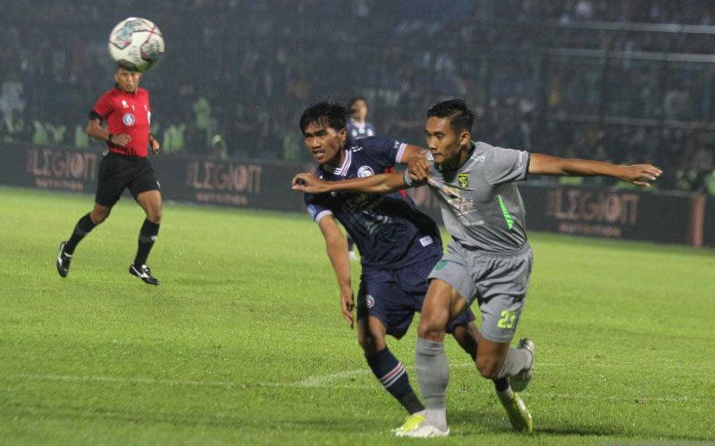 berita bola arema persebaya - Ekings