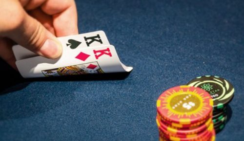 poker online tangan keberuntungan - Ekings