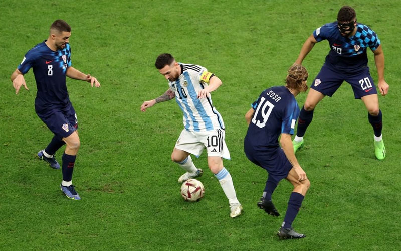 berita bola argentina kroasia - Ekings