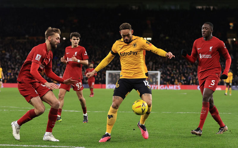 berita bola wolves liverpool - Ekings