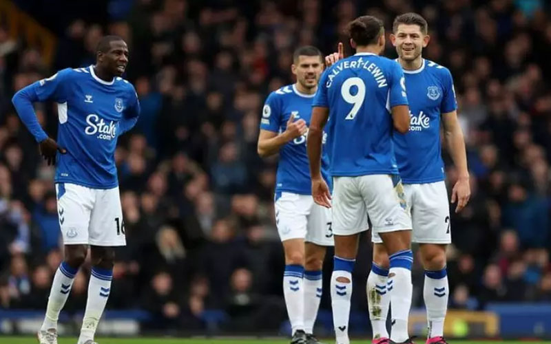 berita bola perjuangan everton - Ekings