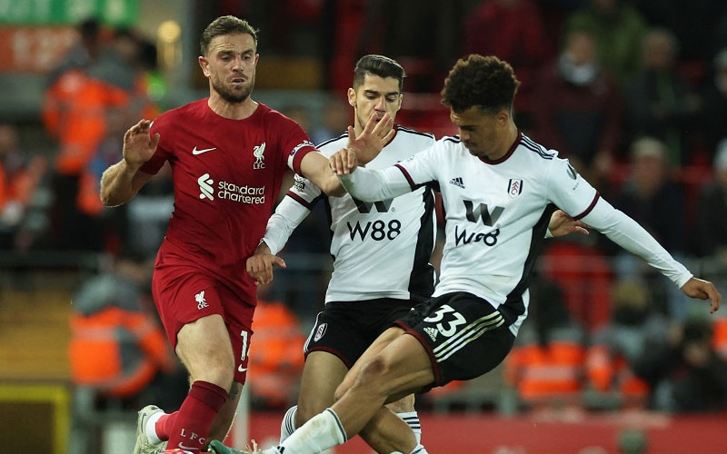 berita bola fulham liverpool - Ekings