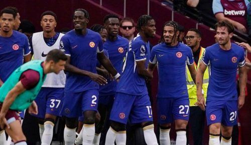 berita bola tekanan chelsea - Ekings