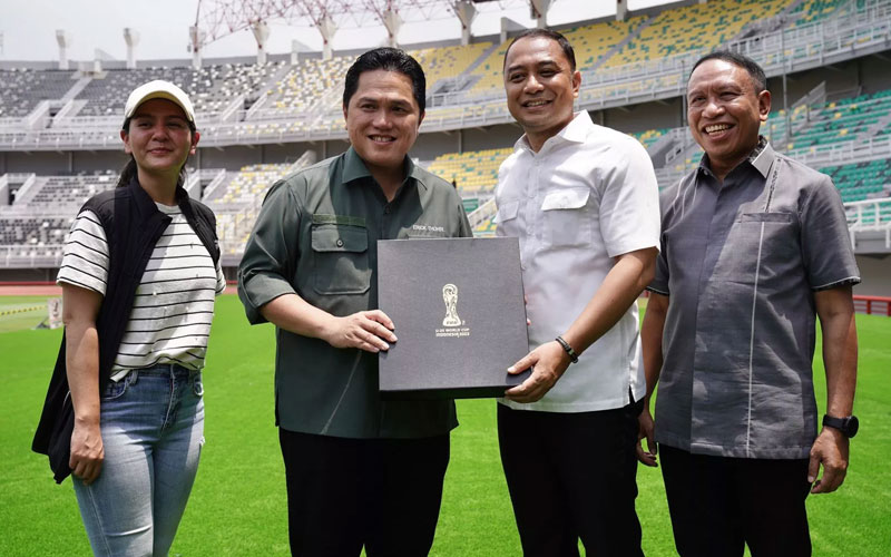 stadion untuk piala dunia u17 - Ekings