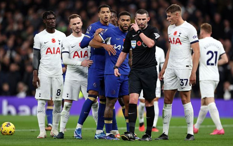 berita bola chelsea tottenham - Ekings